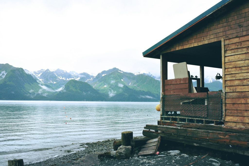 Boat ramps in Alaska featuring public launch sites, coastal and lake access, and ramp details for boaters.