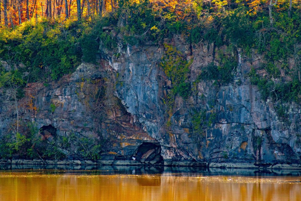 Boat ramps in Tennessee with public launch sites, lake and river access, and ramp maps with directions and details.