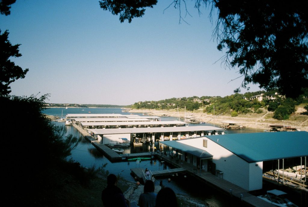 Boat ramps in Texas with public launches, coastal and lake access points, and ramp maps, amenities, and directions.