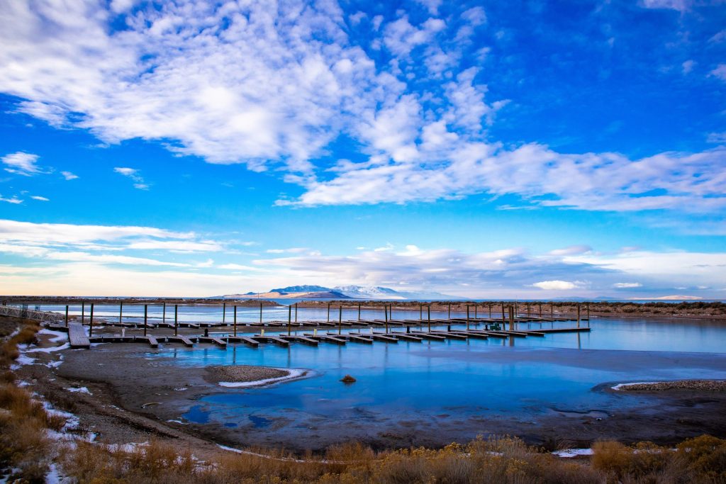 Boat ramps in Utah with public launch locations, reservoir and lake access, and ramp directions and parking info.